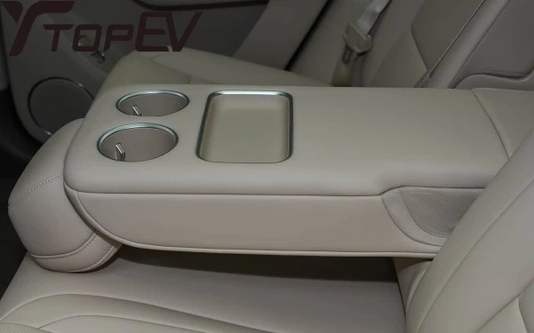 aito m6 interior aito m6 interior